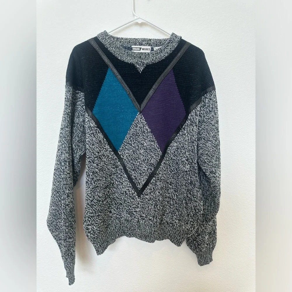 Men's Vintage Urban Works Sweater with Leather Trim Large‎